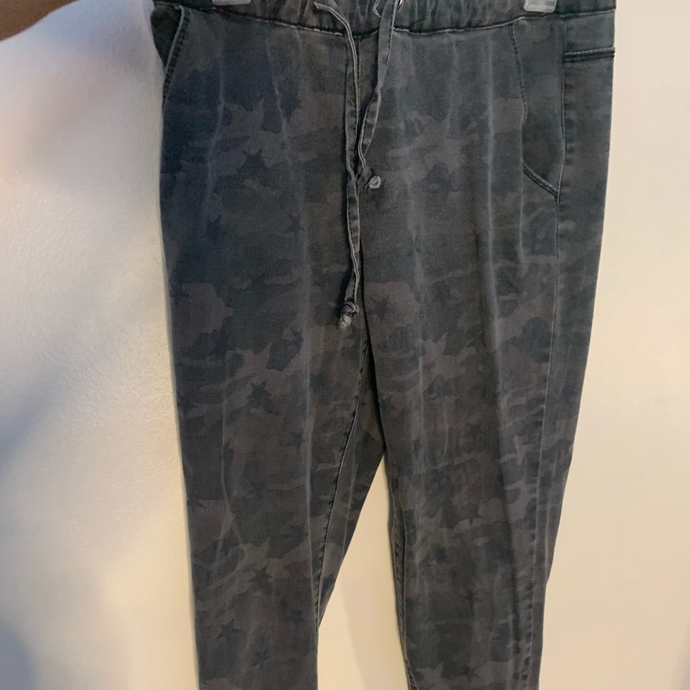 star camp pants